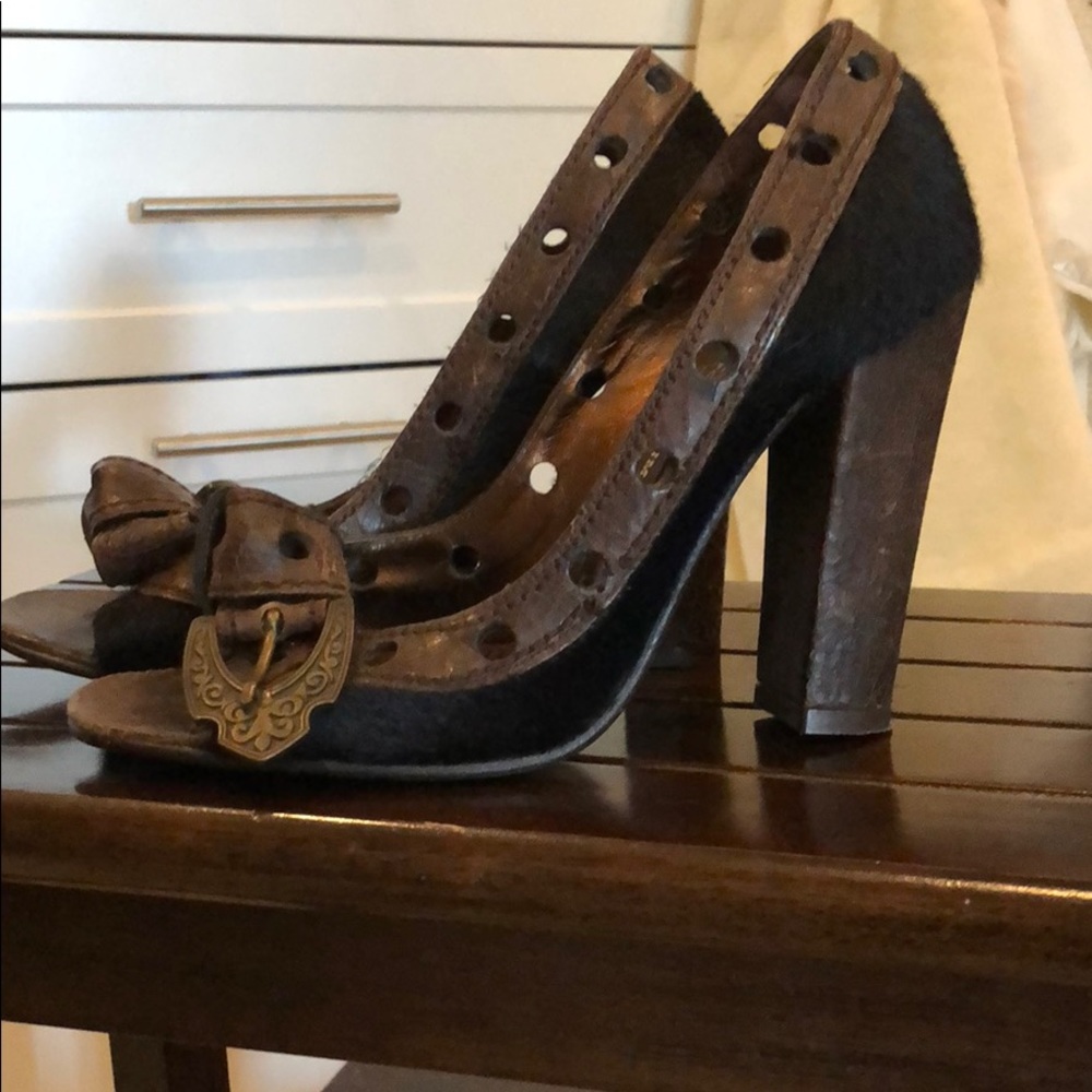 Antik Denim Western style heels